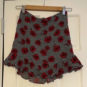 F21 Black & White Polka Dot Floral Mini Ruffle Hem Skirt!🖤❤️